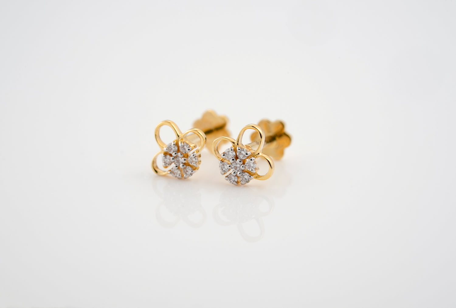 Daisy Sparkle Earring