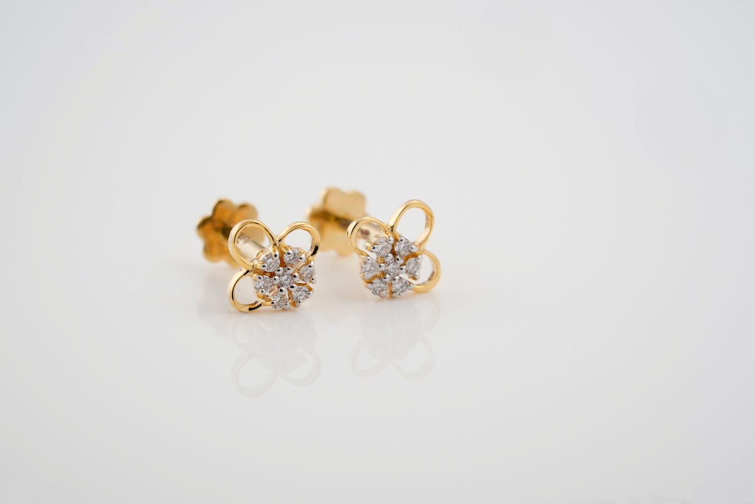 Daisy Sparkle Earring