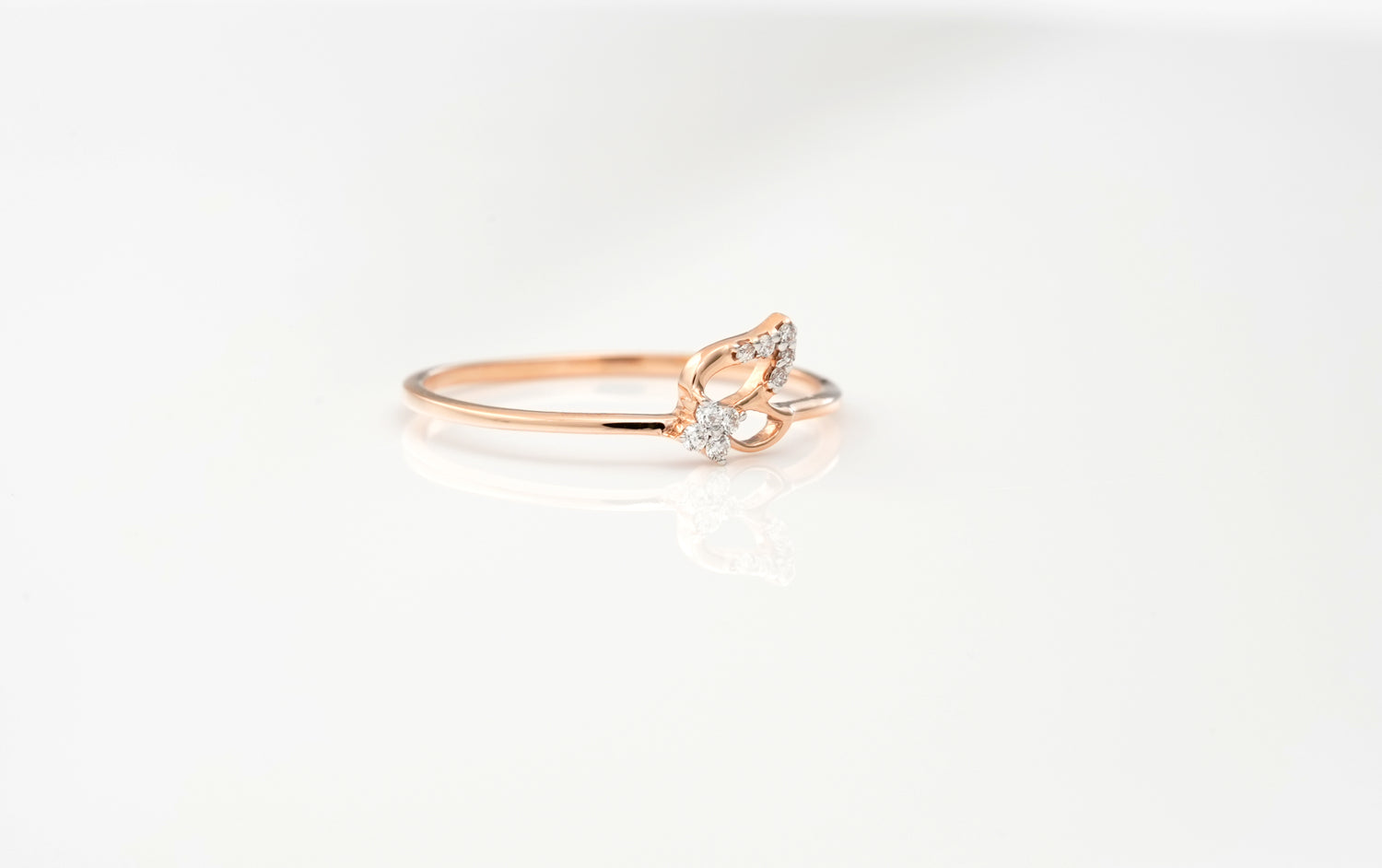 Halfwing Glow Ring