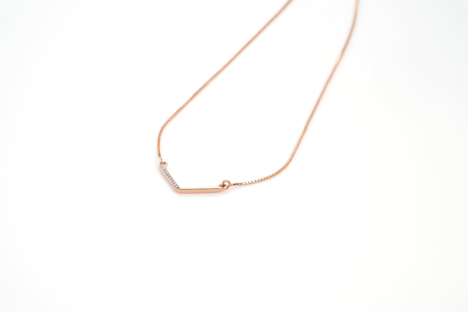 Elegant V-Shaped Pendant Necklace