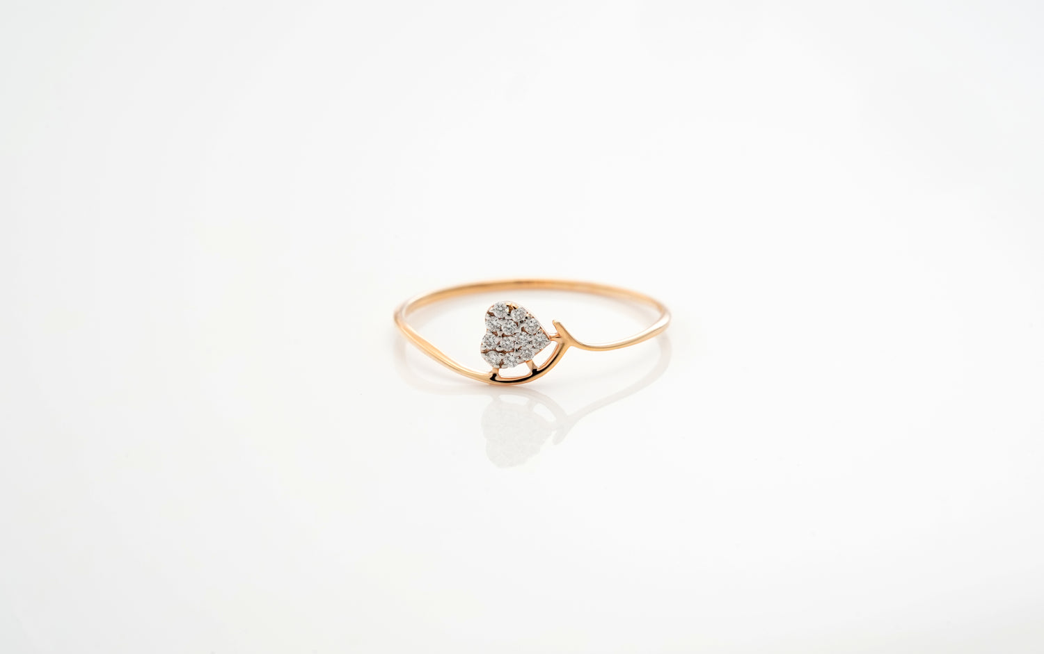 Curved Heartlight Ring