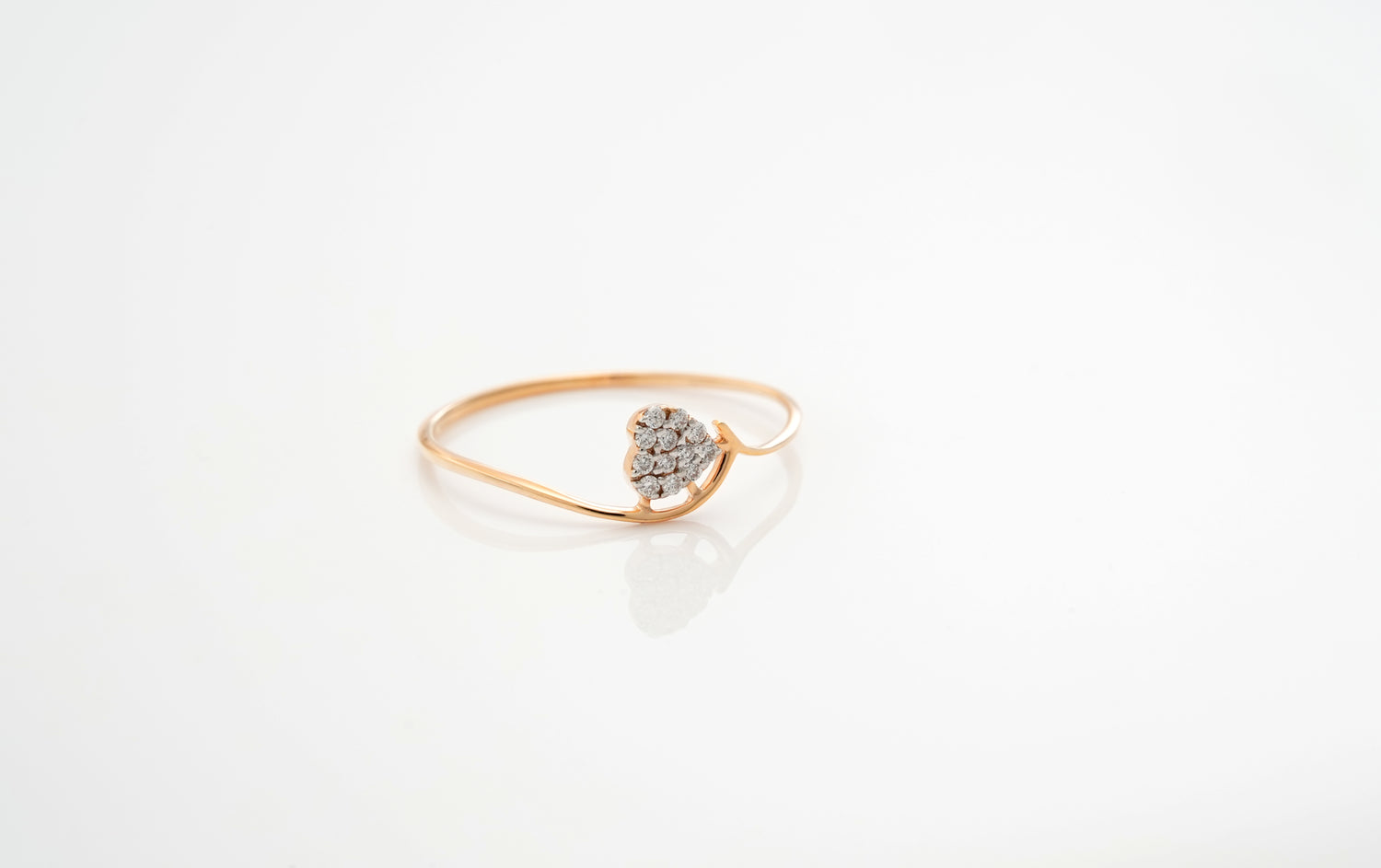 Curved Heartlight Ring