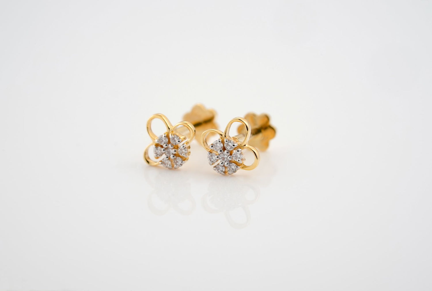 Daisy Sparkle Earring