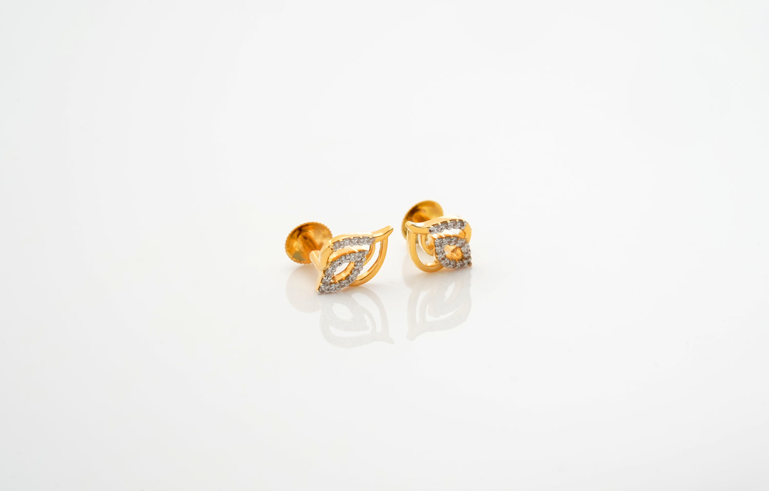 Gleaming Flora Earrings