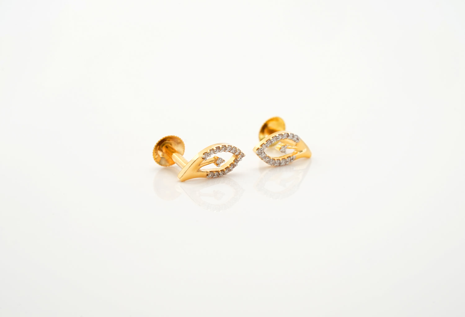 Diamond Leafall Earring