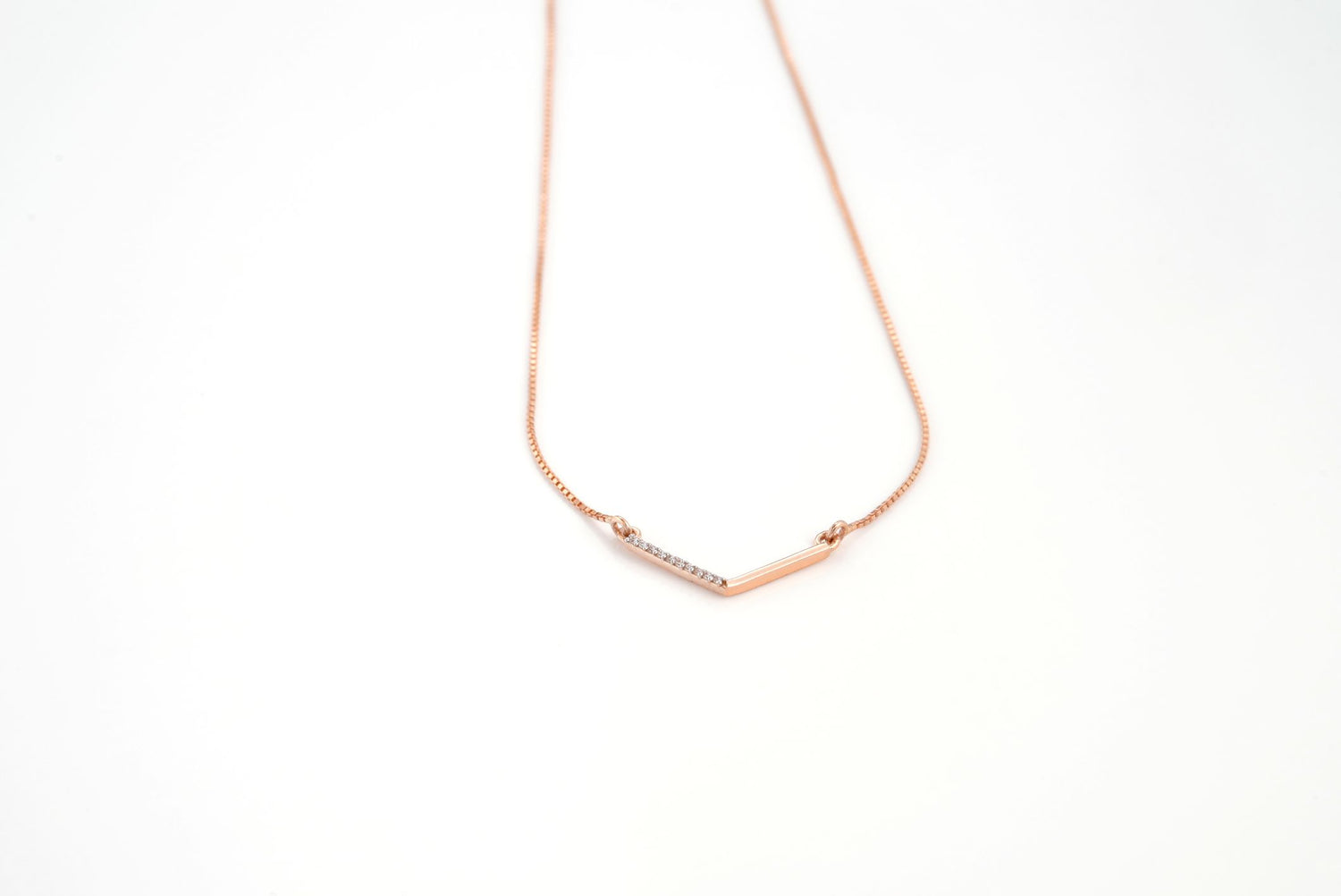 Elegant V-Shaped Pendant Necklace