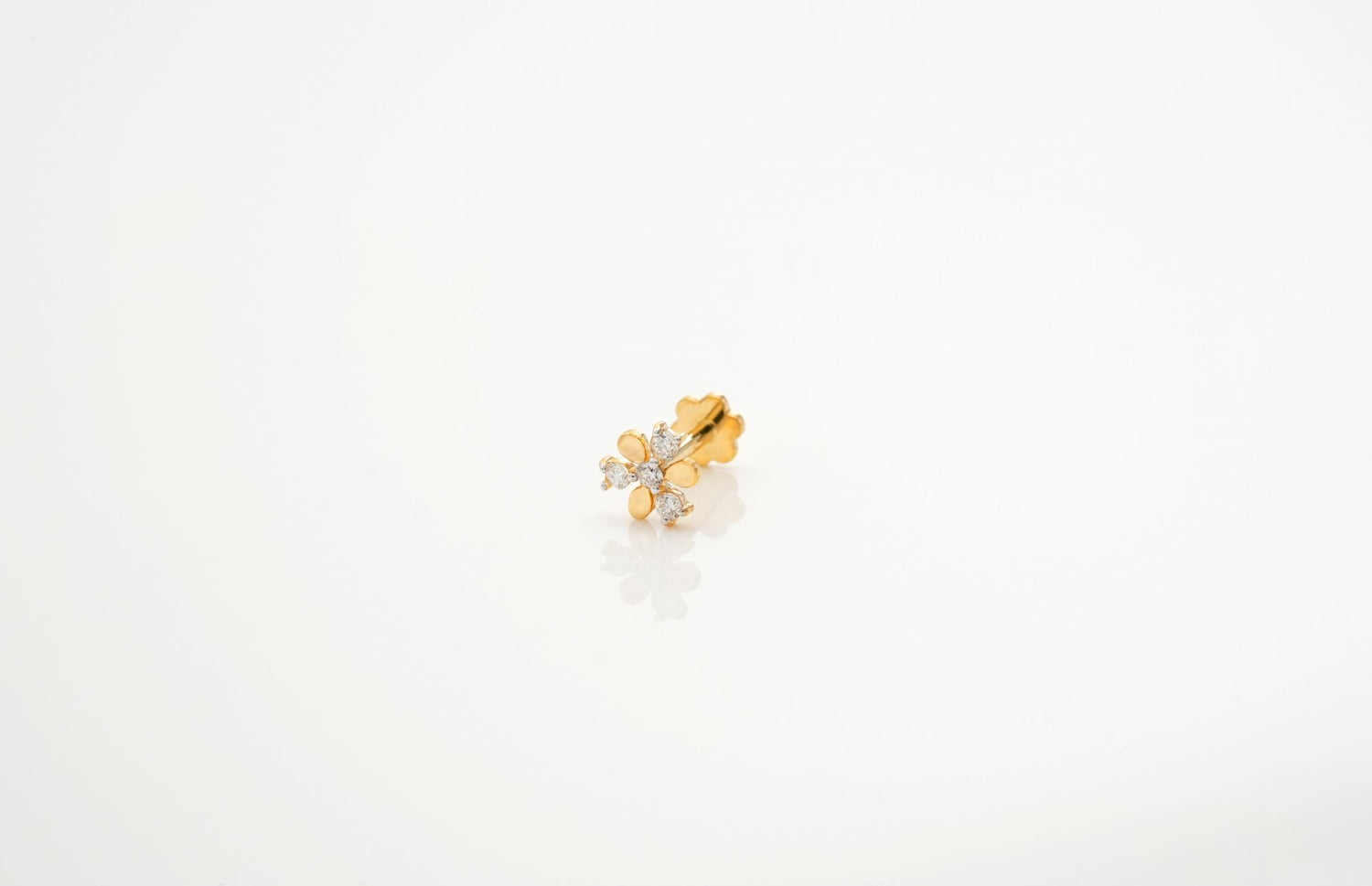 Lustre Bud Nosepin