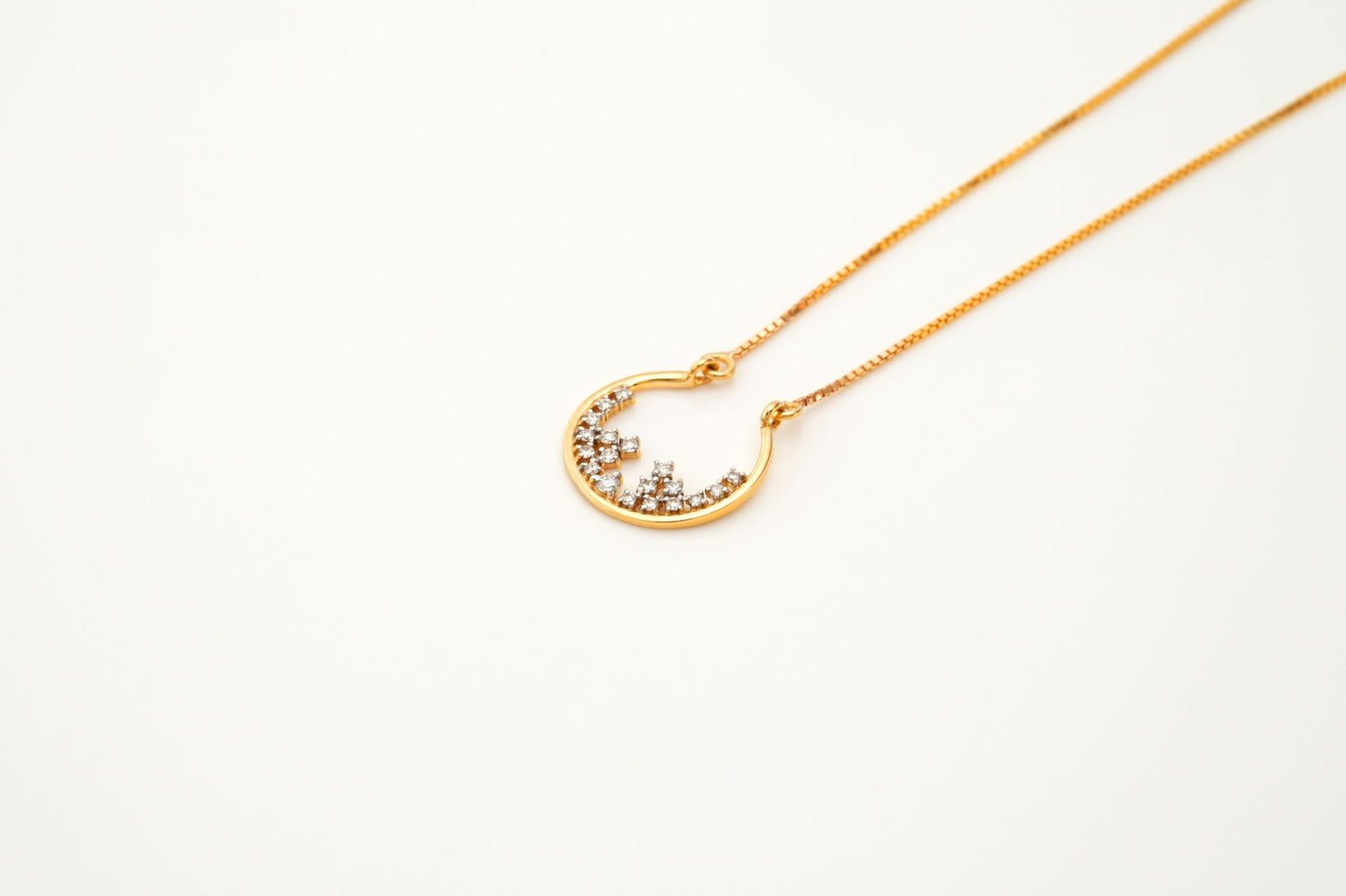Radiant Arc Pendants
