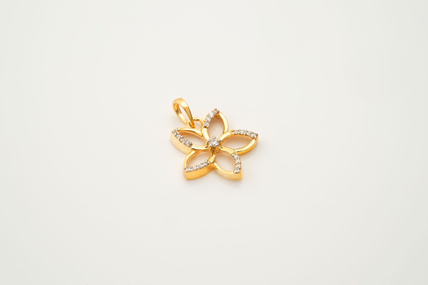 Petal Shine Pendants