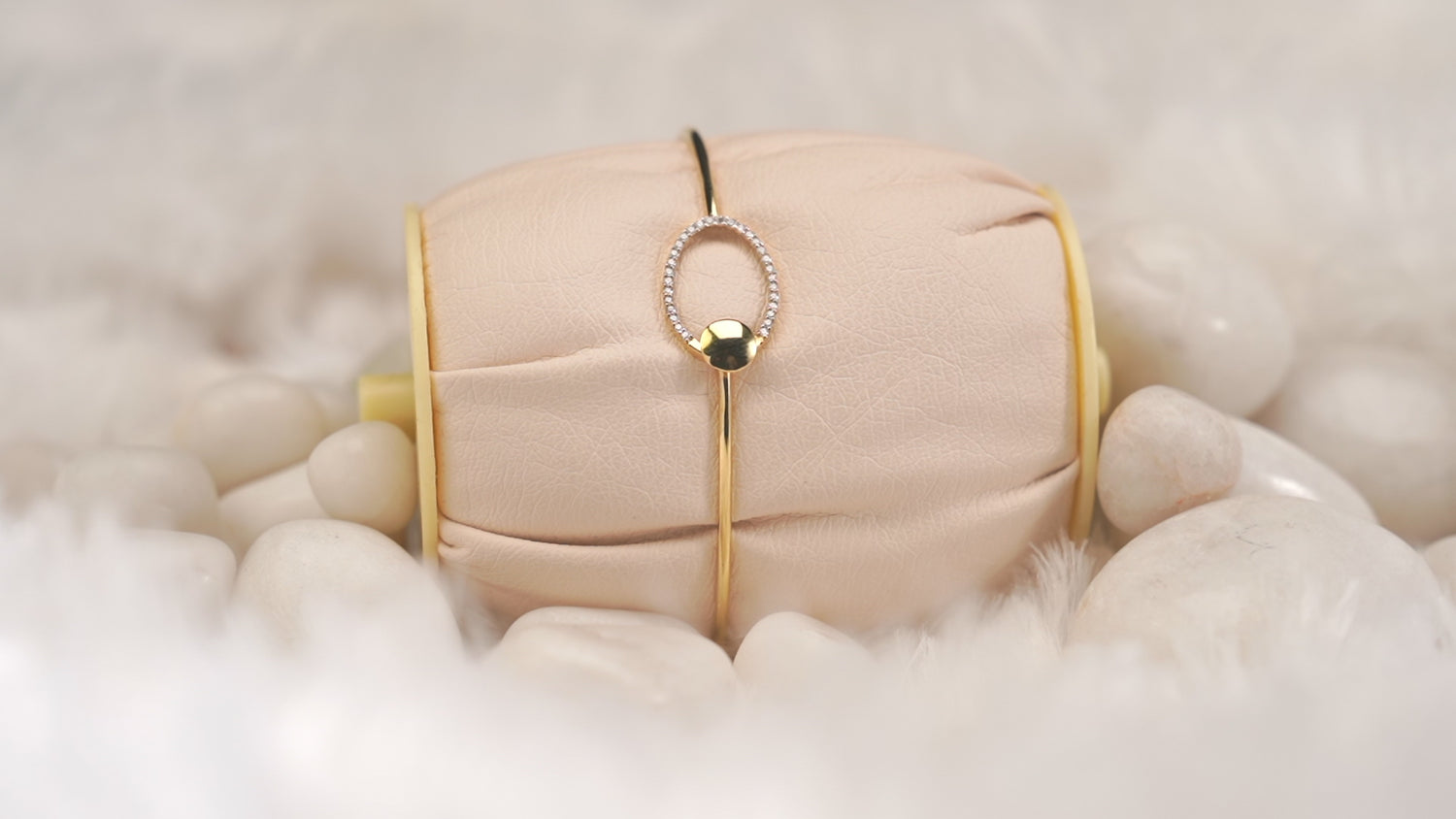 Exquisite Diamond Heart Bangle