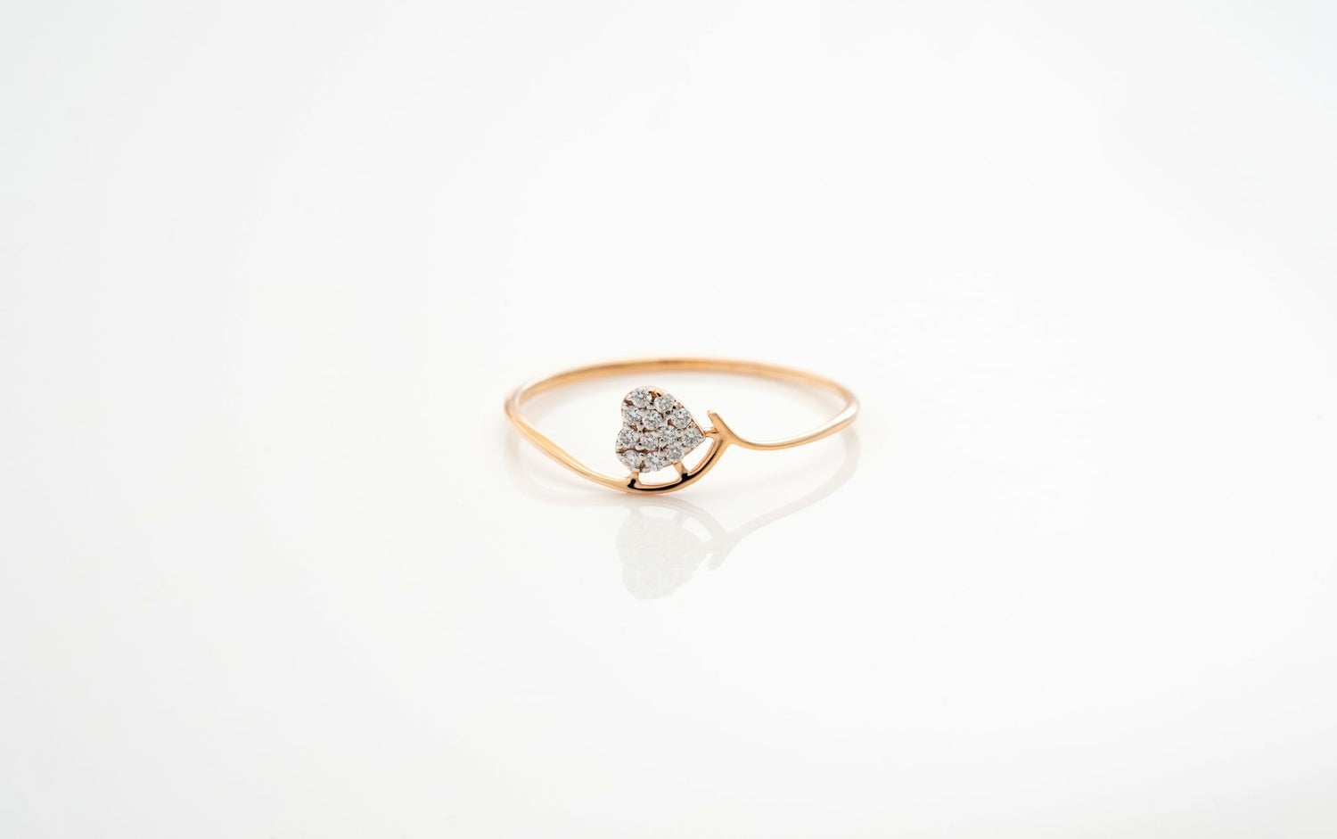 Curved Heartlight Ring